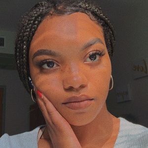 Meet your Posher, Karma